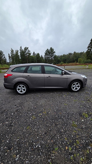 Ford Focus 3 of 16