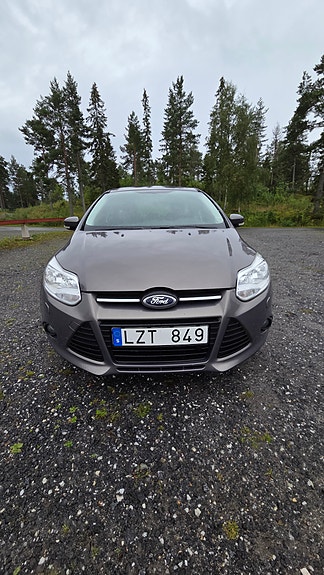 Ford Focus 4 of 16