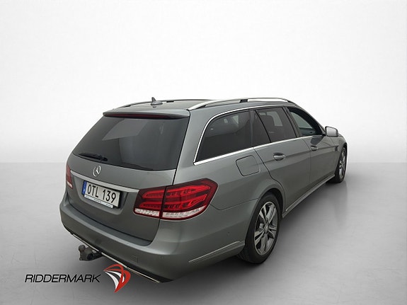 Mercedes-Benz E200 8 of 30