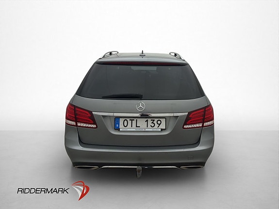 Mercedes-Benz E200 6 of 30
