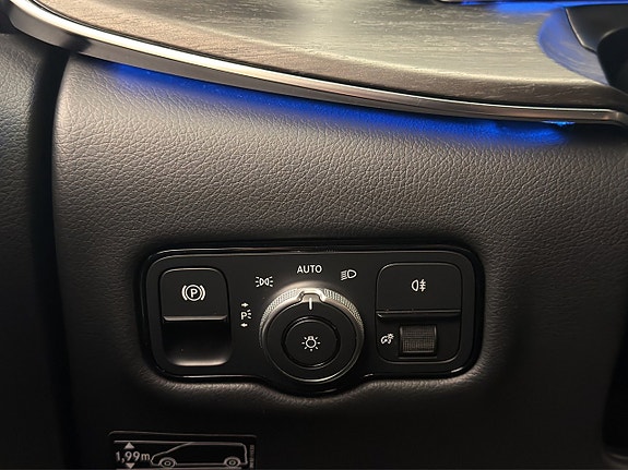 Mercedes-Benz V300 19 of 30