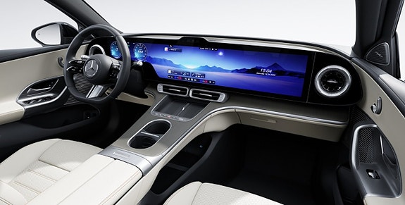 Mercedes-Benz C400 13 of 14