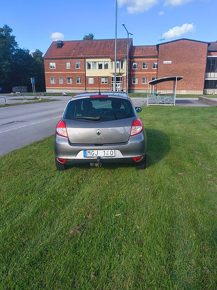 Renault Clio 6 of 11