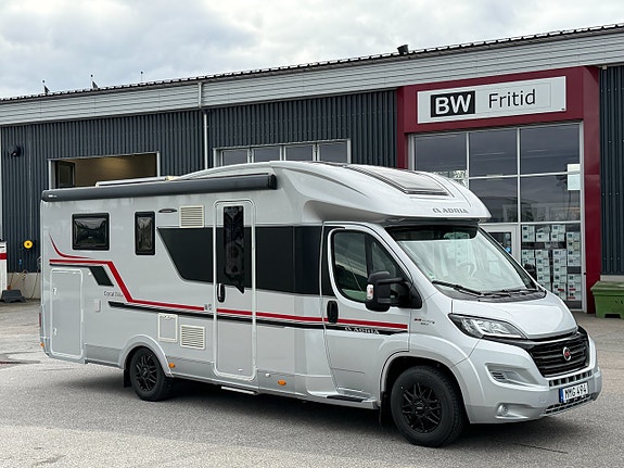 Adria Coral S 670SL - Höga långbäddar - Alde - Automat - 5-bältad - -