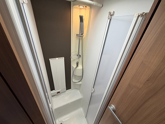 Adria Coral S 670SL - Höga långbäddar - Alde - Automat - 5-bältad - - 17 of 19