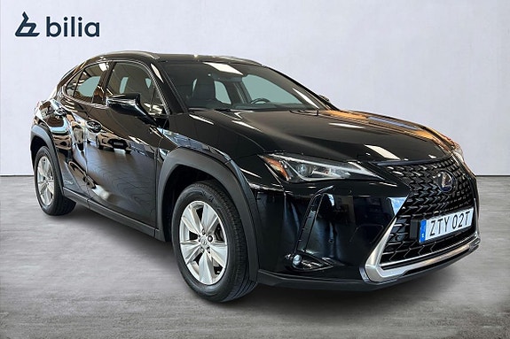 Lexus UX250h 20 of 21