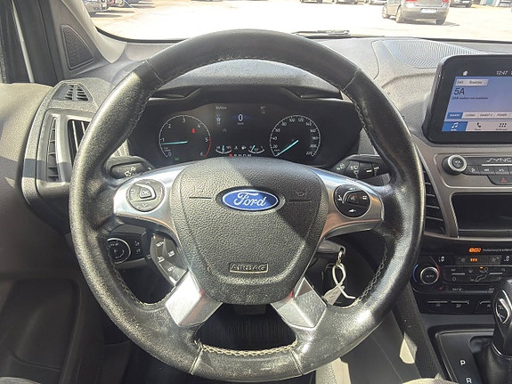 Ford Transit Connect 10 of 14