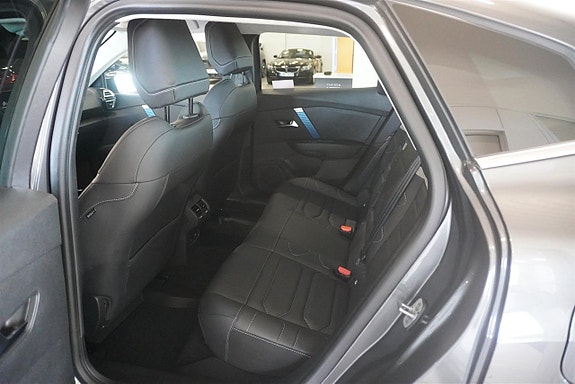 Citroen E-C4 X 3 of 7