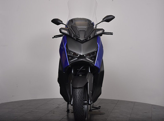 Yamaha X-MAX 300 | TOPBOX | 2 of 21