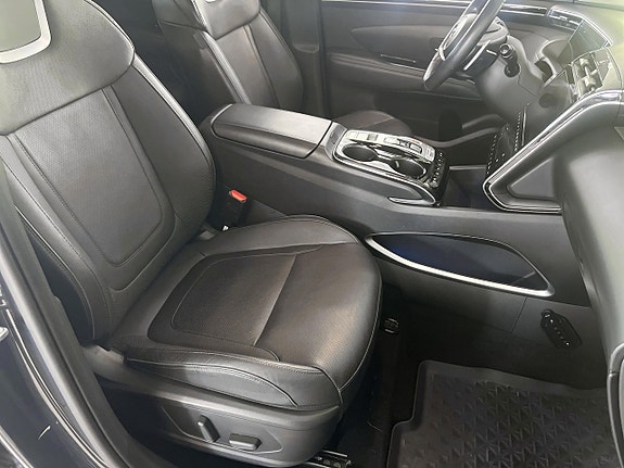 Hyundai Tucson 13 of 17