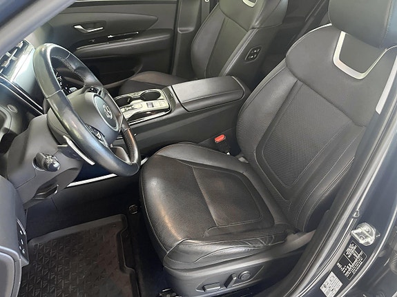 Hyundai Tucson 9 of 17