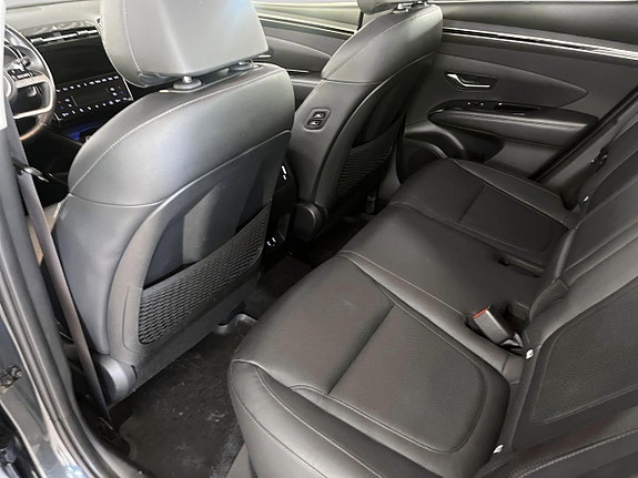 Hyundai Tucson 10 of 17