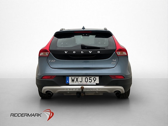 Volvo V40 Cross Country 7 of 29
