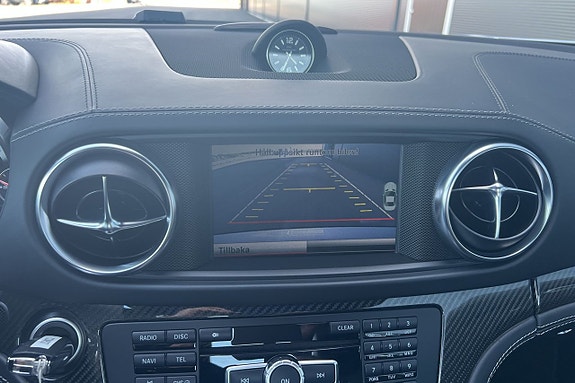 Mercedes-Benz SL63 17 of 23