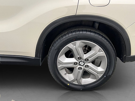 Suzuki Vitara 27 of 29