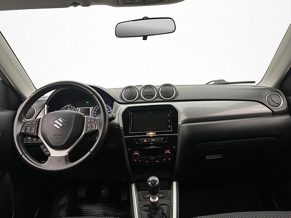 Suzuki Vitara 13 of 29