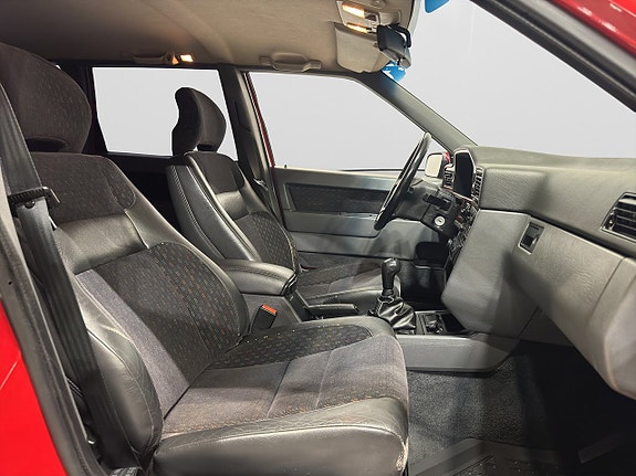 Volvo 850 9 of 16