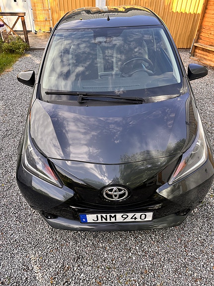 Toyota Aygo 3 of 5