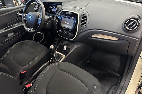 Renault Captur 17 of 19
