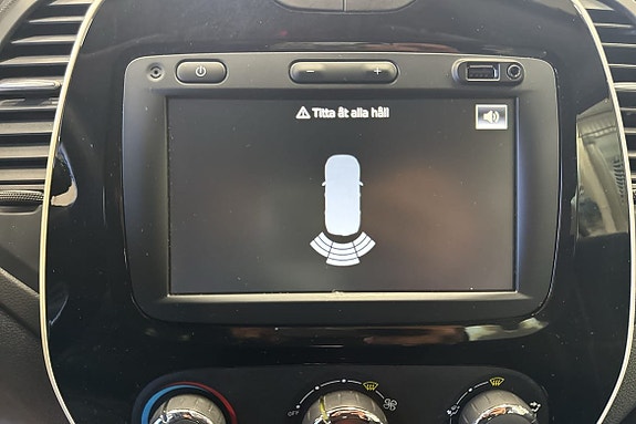 Renault Captur 13 of 19