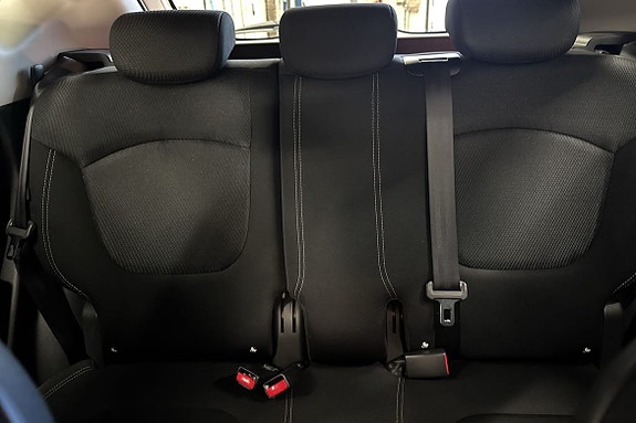 Renault Captur 16 of 19