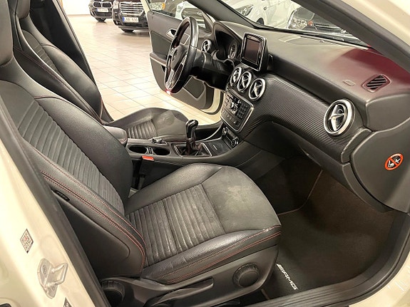 Mercedes-Benz A180 9 of 10
