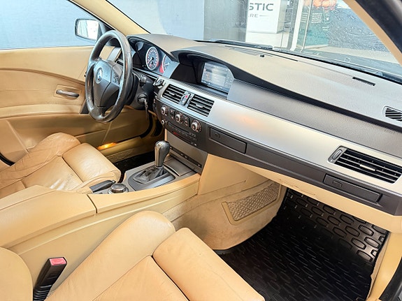 BMW 525 19 of 24