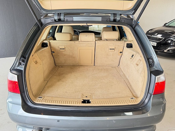 BMW 525 10 of 24