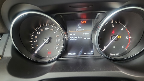 Land Rover Range Rover Evoque 9 of 11