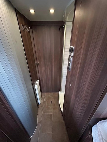 Bürstner Aviano 840 höga långbäddar, Ac bodel, Kamkedja 9 of 22