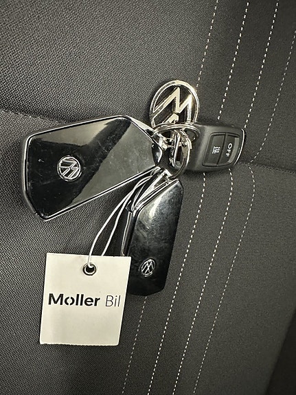 Volkswagen Golf Alltrack 16 of 19