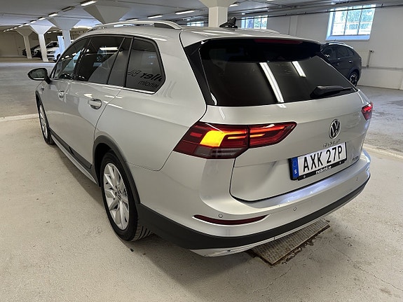 Volkswagen Golf Alltrack 5 of 19