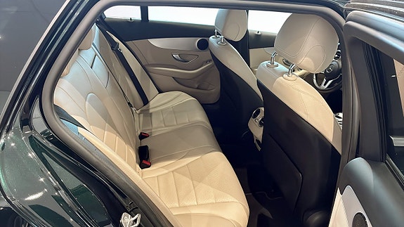 Mercedes-Benz CLC200 5 of 9