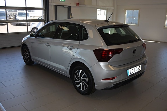 Volkswagen Polo 7 of 13