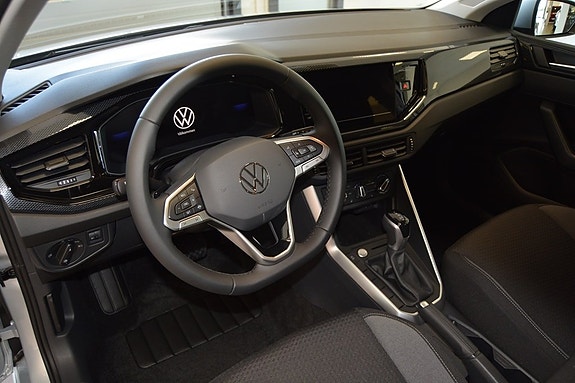 Volkswagen Polo 8 of 13