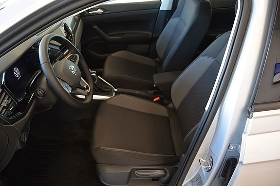 Volkswagen Polo 9 of 13