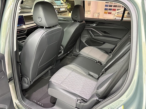 Volkswagen Tayron 9 of 12
