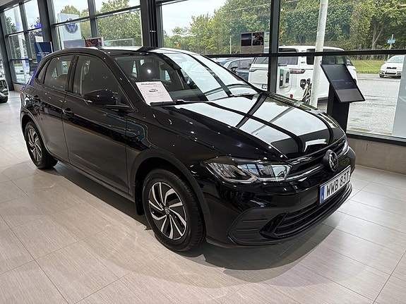 Volkswagen Polo 3 of 9