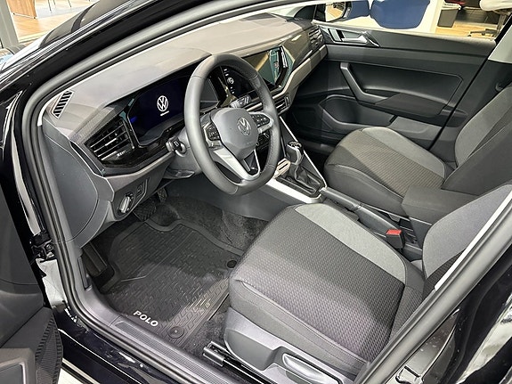 Volkswagen Polo 7 of 9