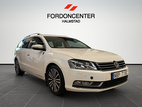 Volkswagen Passat 3 of 25
