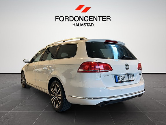 Volkswagen Passat 8 of 25