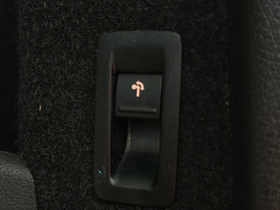Volkswagen Passat 7 of 25