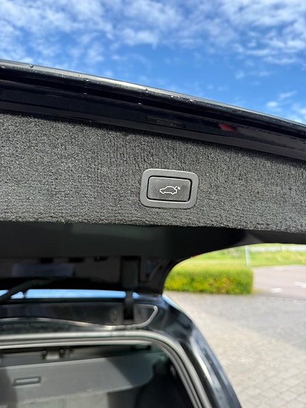Volvo V70 10 of 14