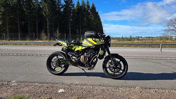 Husqvarna HUSQVARNA 801 SVARTPILEN 3 of 9