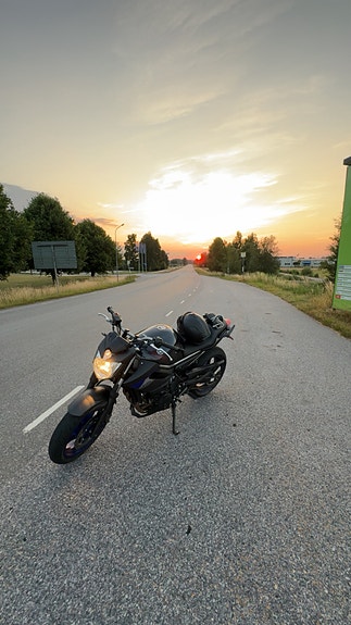Yamaha XJ6 N 3 of 6