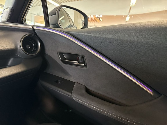 Toyota C-HR 16 of 22