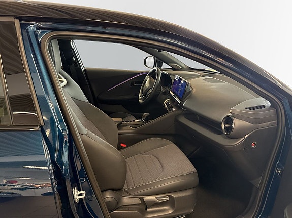 Toyota C-HR 7 of 22