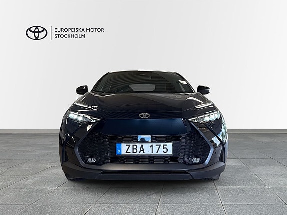 Toyota C-HR 6 of 22