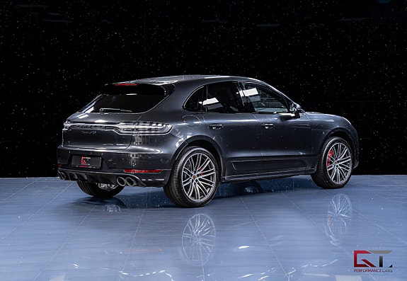 Porsche Macan GTS 7 of 18
