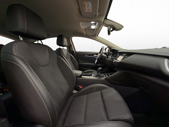 Opel Insignia 22 of 29